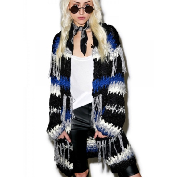 ❌SOLD❌FL&L x Knitz 💕🍋 • Crosby fringe cardigan in black and navy - Picture 3 of 14